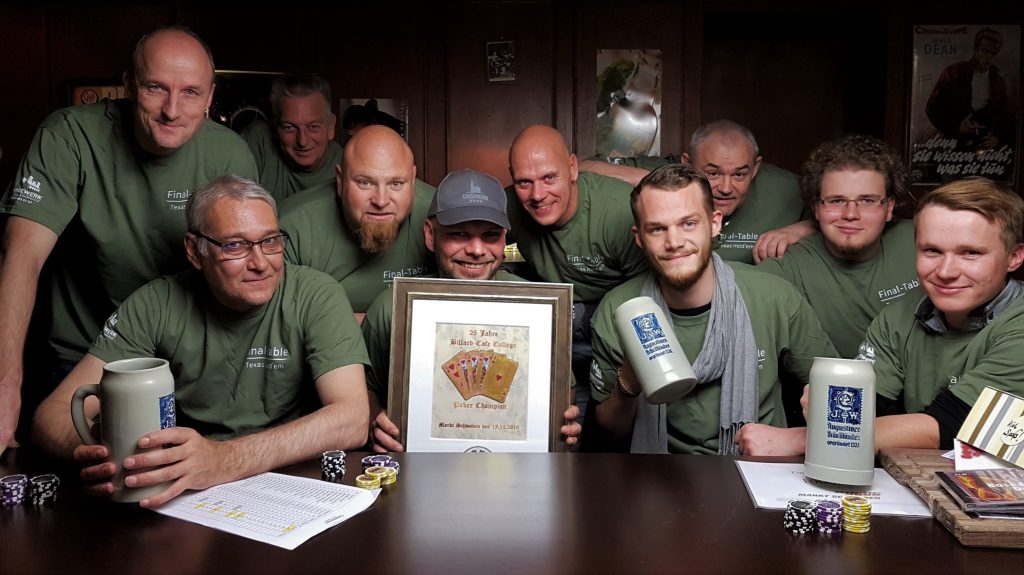 Sven Mögel, Manfred Koch, Edi Reitmeier, Swen Rausch, Markus Hartl, Uwe Herrmann, Tobias Schuster, Manfred Kammerloher, Christopher Immler, Peter Kundt (von links nach rechts)